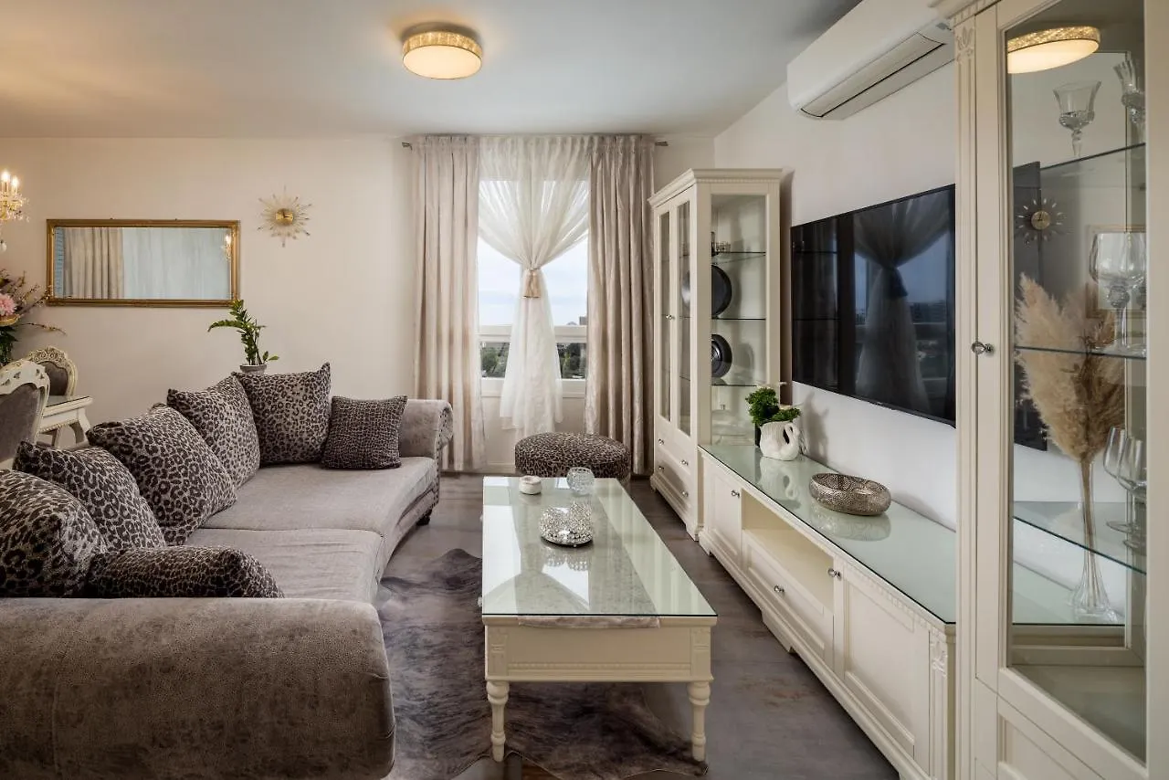 ספליט Luxury Apartment Azure 0*,